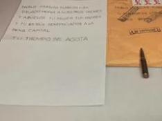 Las cartas de amenaza pueden haberse enviado desde un buzón de la calle en Madrid