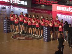 Los equipos del Casademont Zaragoza se reencuentran con su afición