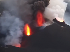 Espectacular imagen del volcán en La Palma