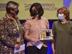 La oscense Beatriz Navarro ha recogido el Premio Porquet del Congreso de Periodismo de Huesca.