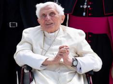 Benedicto XVI, en junio de 2020 en el aeropuerto de Munich, Alemania.