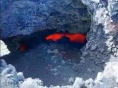 Nuevas imágenes del ascenso al cráter del volcán de La Palma
