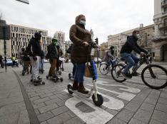 Manifestación de los usuarios de patinetes en Zaragoza