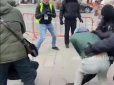 Detenciones y represión durante las manifestaciones del 8M en el mundo