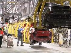 La planta de Opel en Figueruelas paraliza dos líneas de producción hasta el miércoles por falta de microchips