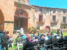 Celebración de la romería al santuario de Montserrate en la que se anunció la cesión al Ayuntamiento.