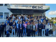 Los alumnos de máster de ESIC del curso 2021-2022.