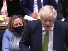 Boris Johnson desafía a la UE y modifica el acuerdo sobre Irlanda