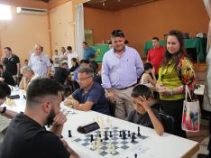 Judit Polgar visita el torneo de Alcubierre.
