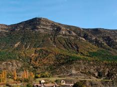 San Román es uno de los pueblos más pequeños de la zona y está a los pies del Oturia.