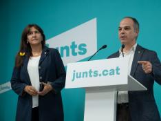 La presidencia de Junts, Rosa Borrás, y el secretario general del partido, Jordi Turull