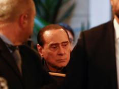 El líder del partido Hermanos de Italia, Meloni, se reúne con el líder de Forza Italia, Berlusconi, en Roma