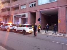 El coche del hombre ha quedado detenido en la calle Cavia, en pleno centro de Huesca.