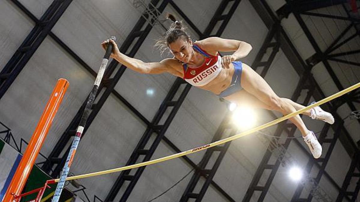 Yelena Isinbayeva Pole Vault