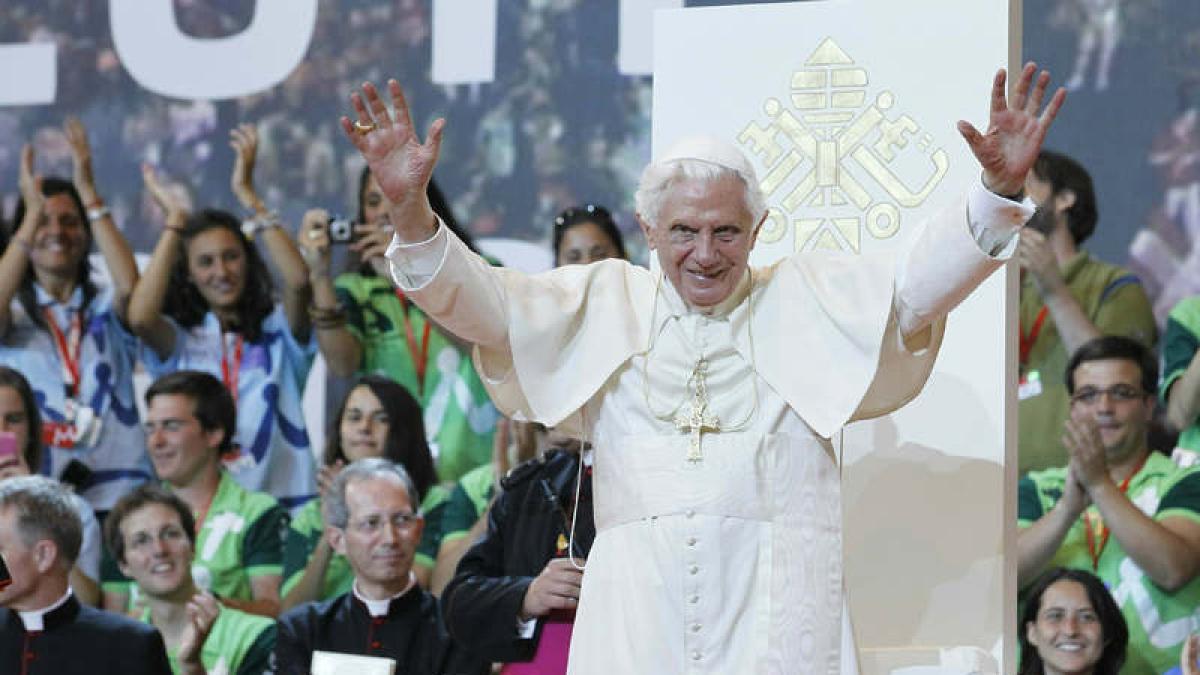 El Papa regresa a Roma tras el Ã©xito de sus jornadas en Madrid