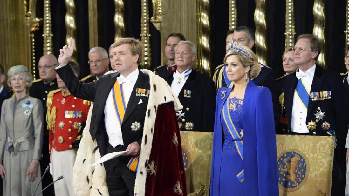 нидерланды какая монархия. голландия королева беатрикс коронация. виллем-александр коронация. виллем-александр король нидерландов. нидерланды какая монархия.