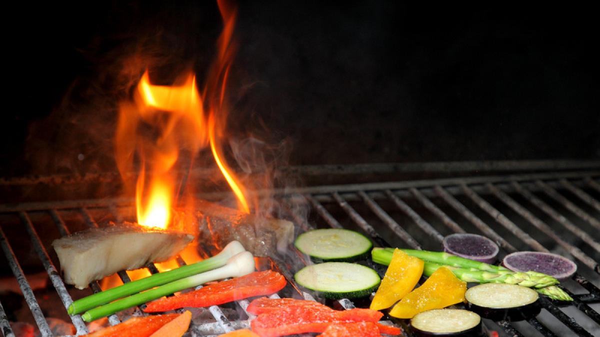 Barbacoa de carbón: sabor y aroma a la brasa