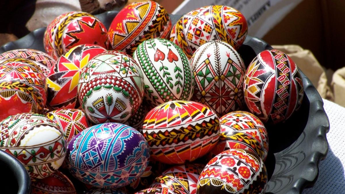 Manualidades para decorar los huevos de Pascua más originales