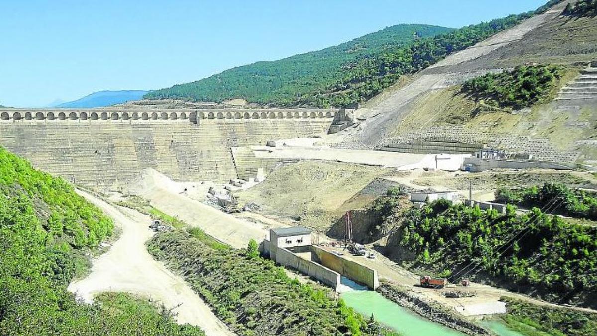 ?Embalses de la cuenca del Ebro, al 74,2 de capacidad