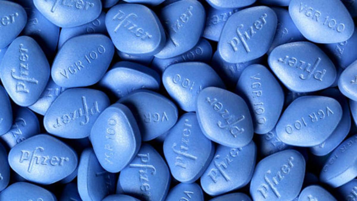 Intervienen  pastillas de Viagra en un sex shop