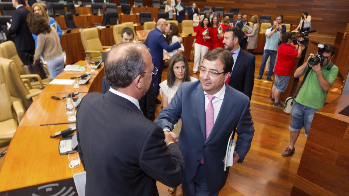 ?Vara será elegido presidente de Extremadura en la primera votación