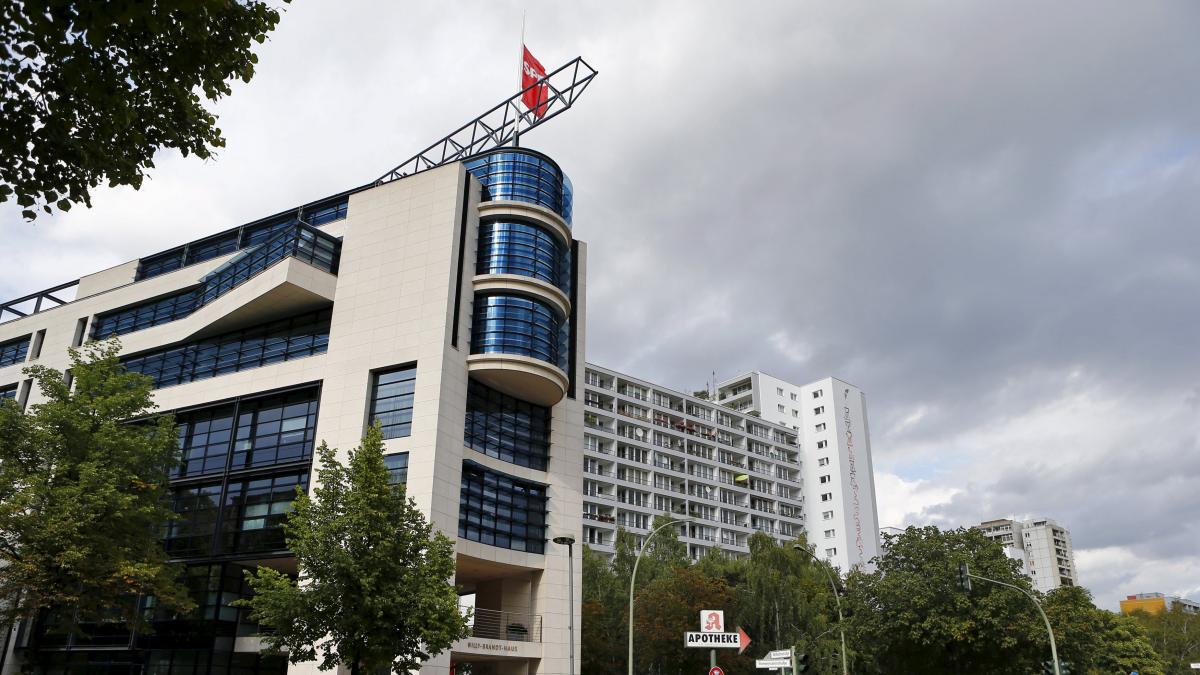 Desalojan la sede del Partido Socialdemócrata Alemán por amenaza de