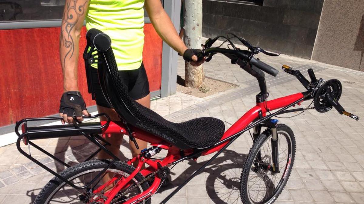 abajo Borradura Aturdir Las bicicletas reclinadas, más cómodas pero también más pesadas | Noticias  de Zaragoza en Heraldo.es
