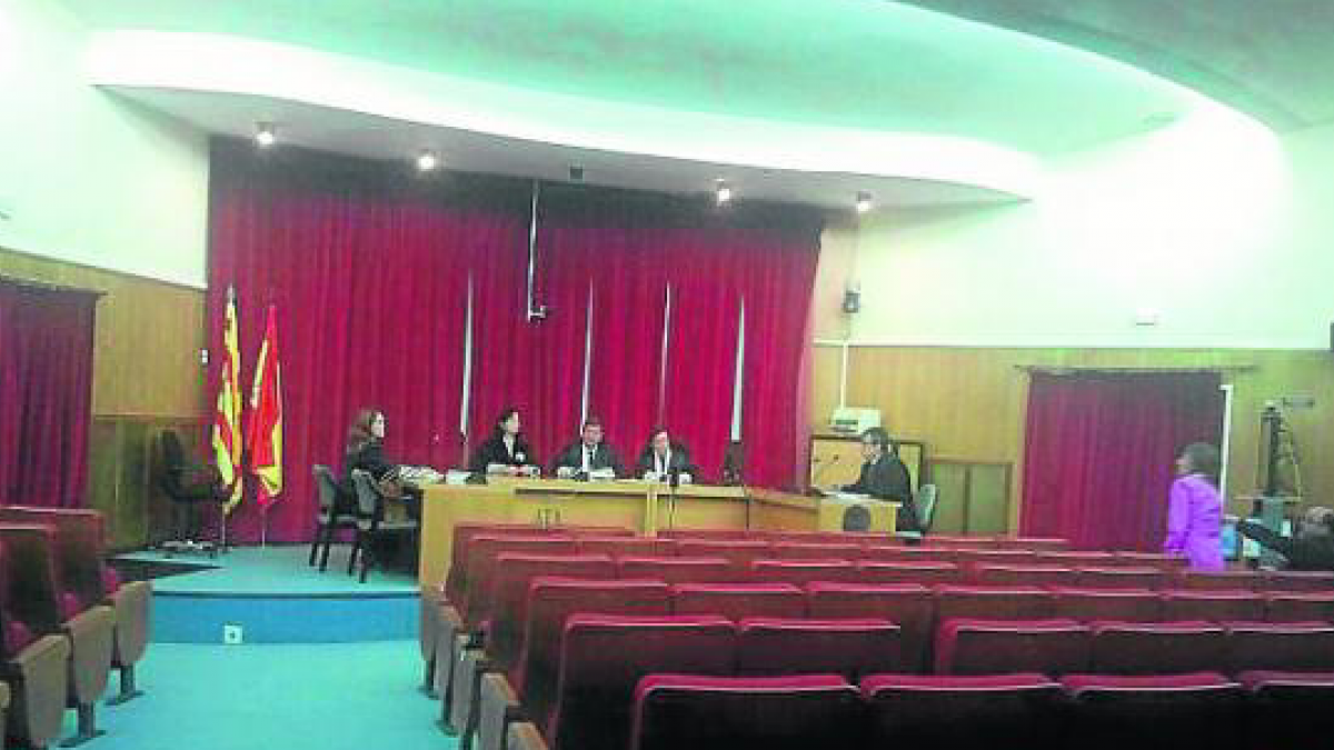 Los juicios de la Audiencia, al salón de actos | Noticias de TERUEL en
