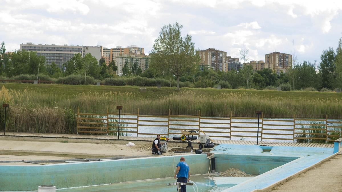 Diez de las 31 concesiones del parque del Agua siguen teniendo deudas con el Ayuntamiento
