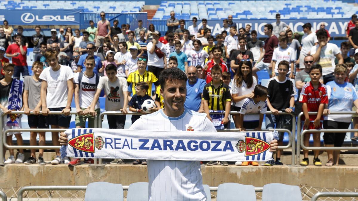 Diego Aguirre, tercer fichaje: "El Zaragoza es una plaza ...