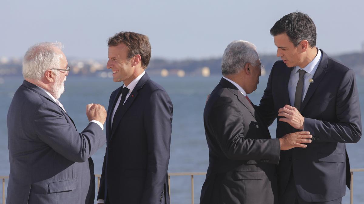 La cumbre de Lisboa aprueba la interconexión eléctrica del Golfo de