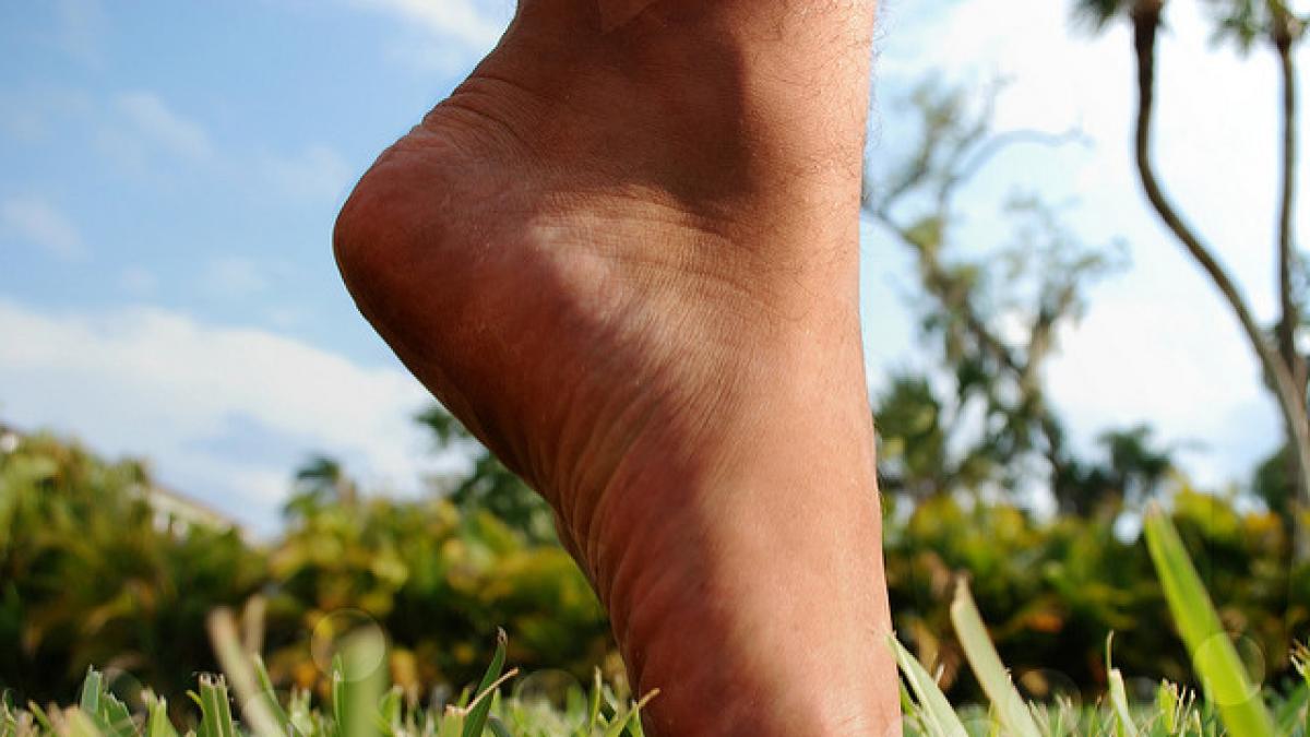 ¿Por qué me pasa? Por qué me huelen los pies a queso