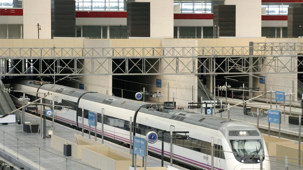 La llegada del AVE a Zaragoza cumple 15 años y ya triplica el número de