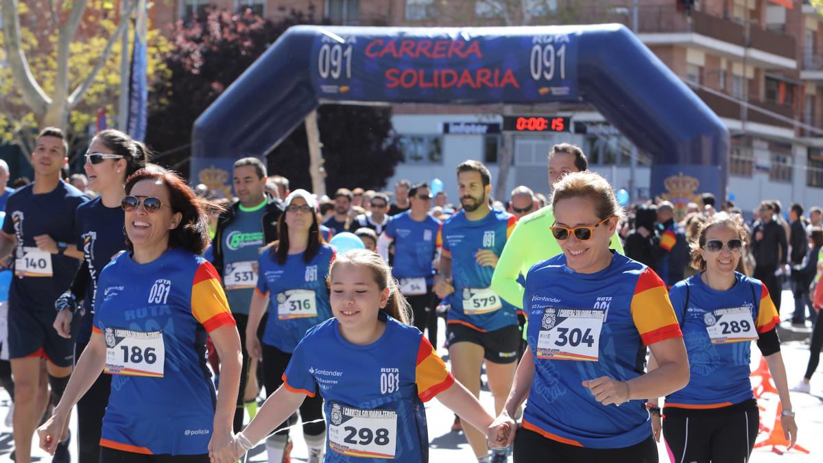 Setecientos participantes en la primera Carrera Solidaria de la Policía