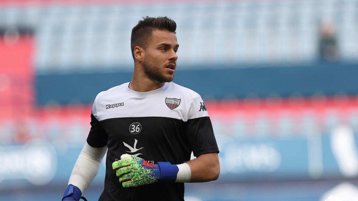 El portero Álvaro Fernández, primer fichaje oficial de la SD Huesca El portero Álvaro Fernández, primer fichaje oficial de la SD Huesca