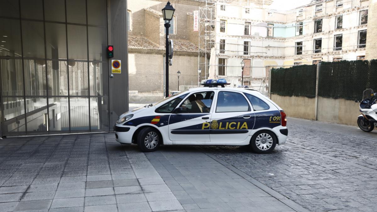 Cuatro Detenidos Por Robar En Un Colegio Y En Una Tienda Del Barrio De ...