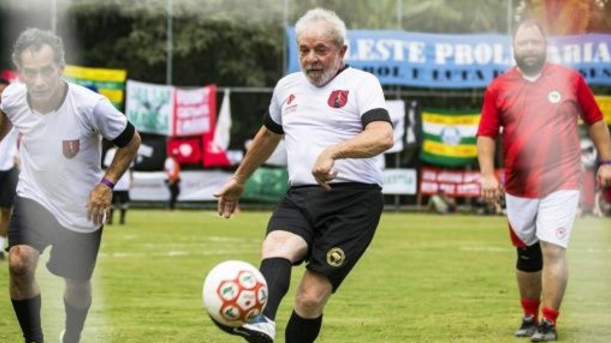 Lula Juega Un Partido De Fútbol Con Aliados Para Celebrar Su Libertad