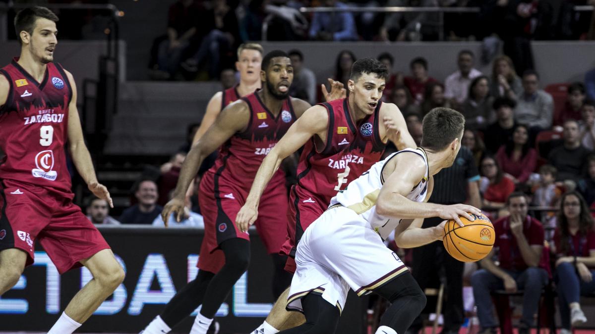 Fotos del partido Casademont Zaragoza-Lietkabelis, en el pabellón ...