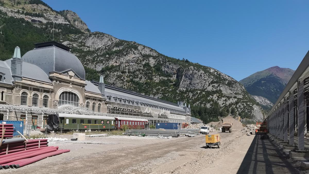 Canfranc amplía las visitas guiadas a la Estación ante el ...