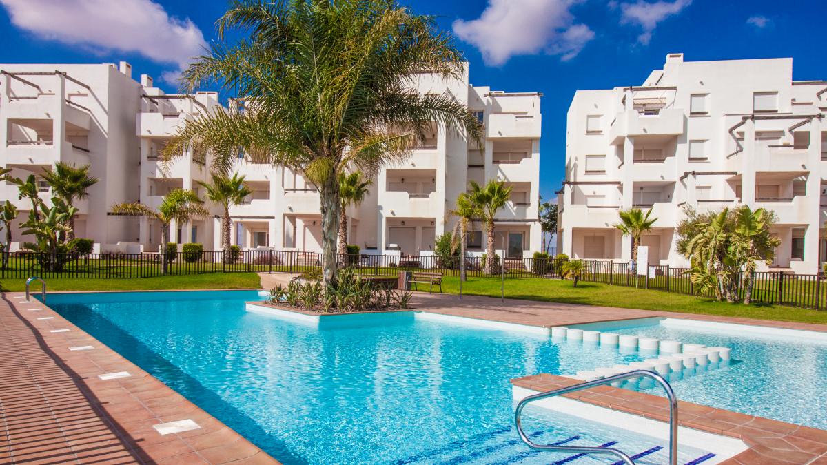Descendencia Exceder chorro Los precios de venta de los apartamentos en la playa pueden bajar un 15%  este año