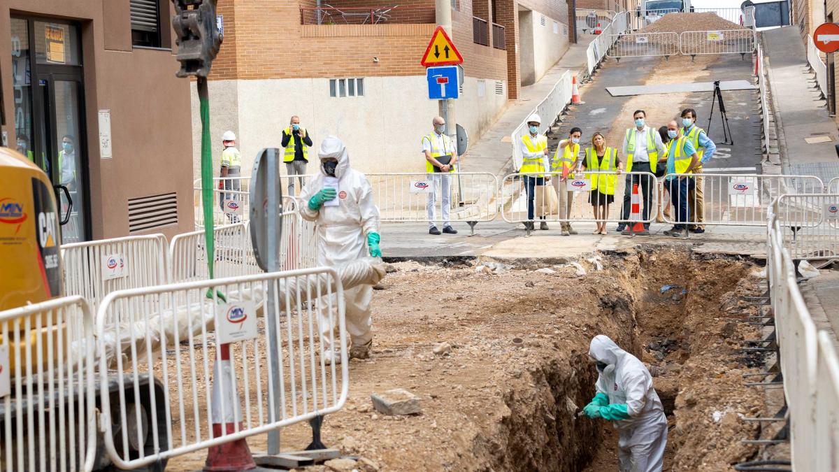 El nuevo colector de la calle Cruz del Sur evitará inundaciones a los vecinos de Valdefierro El nuevo colector de la calle Cruz del Sur evitará inundaciones a los vecinos de Valdefierro