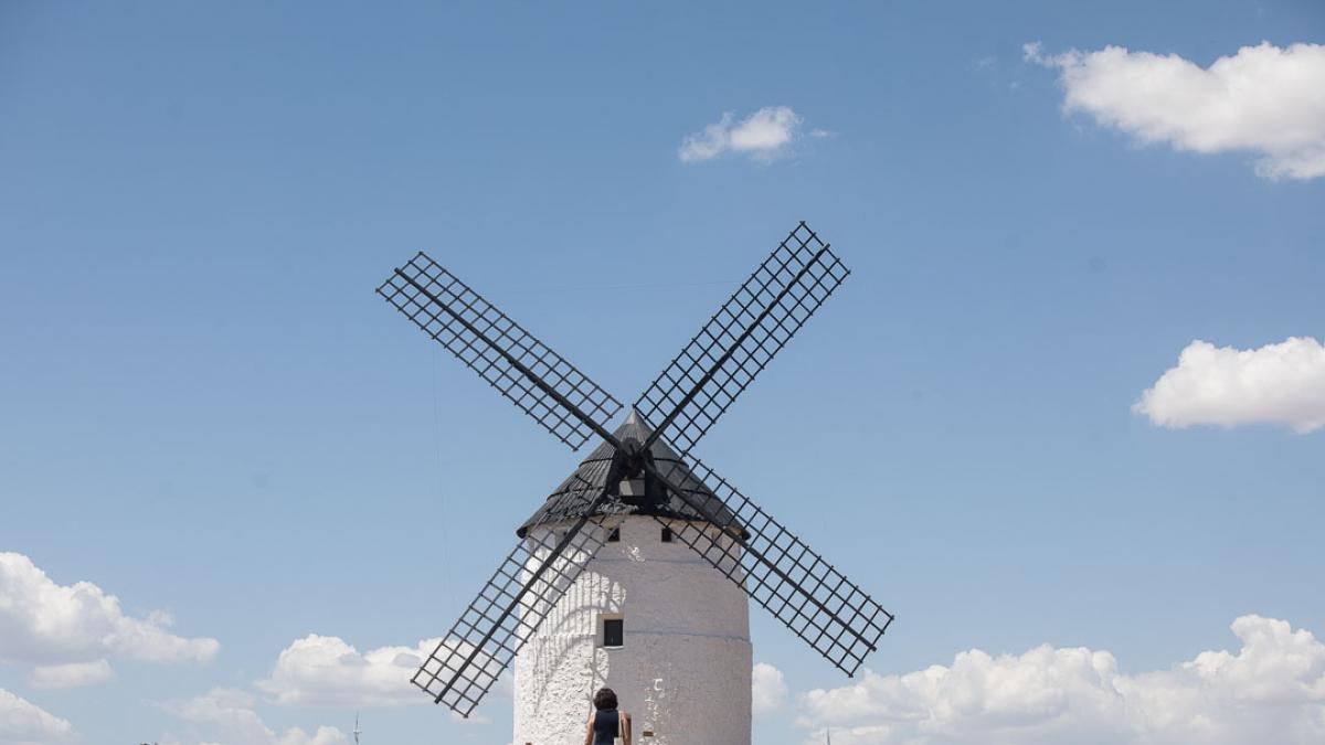 El molino de viento de Ojos Negros, un vivo ejemplo del patrimonio  industrial de la Comarca del Jiloca