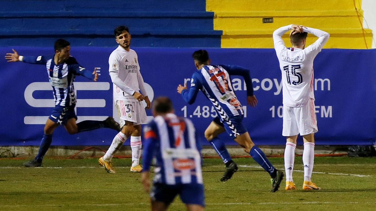 El Alcoyano da la sorpresa en Copa y tumba al todopoderoso ...