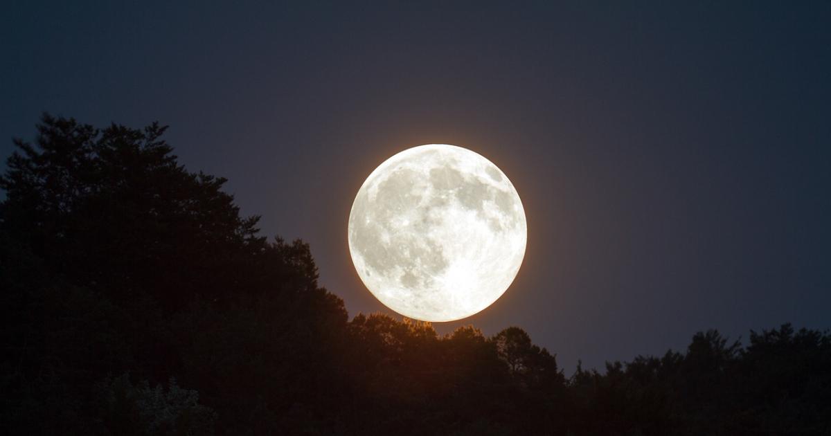 Calendario lunar octubre 2021 ¿cuándo habrá luna llena este mes?