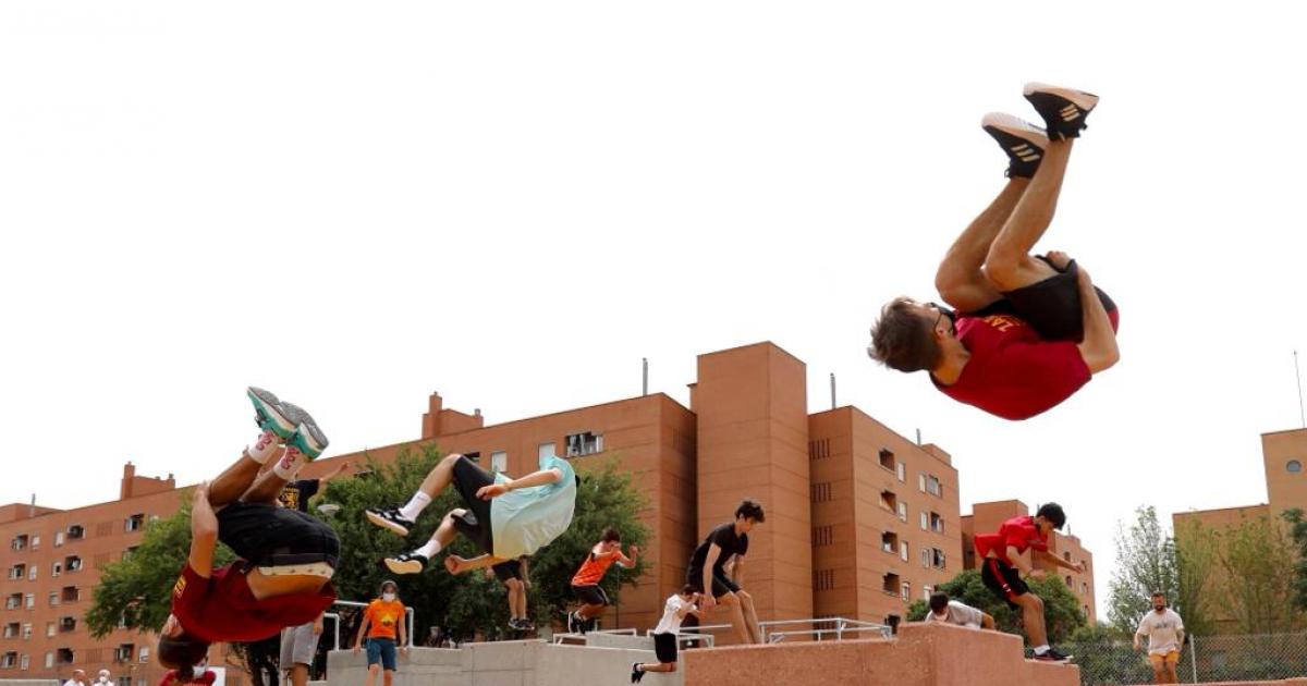 Zaragoza estrena su primera pista de parkour en el barrio del Actur