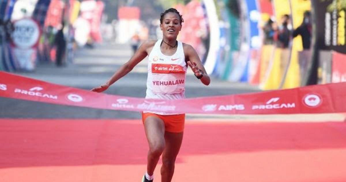 Yalemzerf Yehualaw bate el récord del mundo en la 10K Facsa Castelló