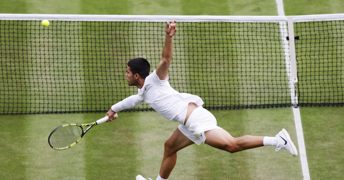 Lo spagnolo Carlos Alcaraz raggiunge gli ottavi di finale a Wimbledon con un recital