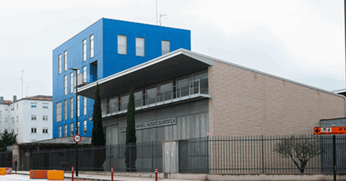Talleres, deportes, juegos y salidas para los niños del barrio Oliver Talleres, deportes, juegos y salidas para los niños del barrio Oliver