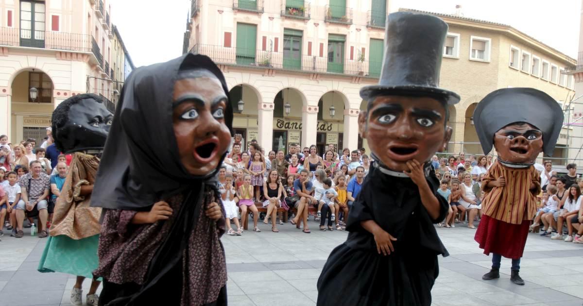 Comparsa de Gigantes, Cabezudos y Caballicos de Huesca horarios y