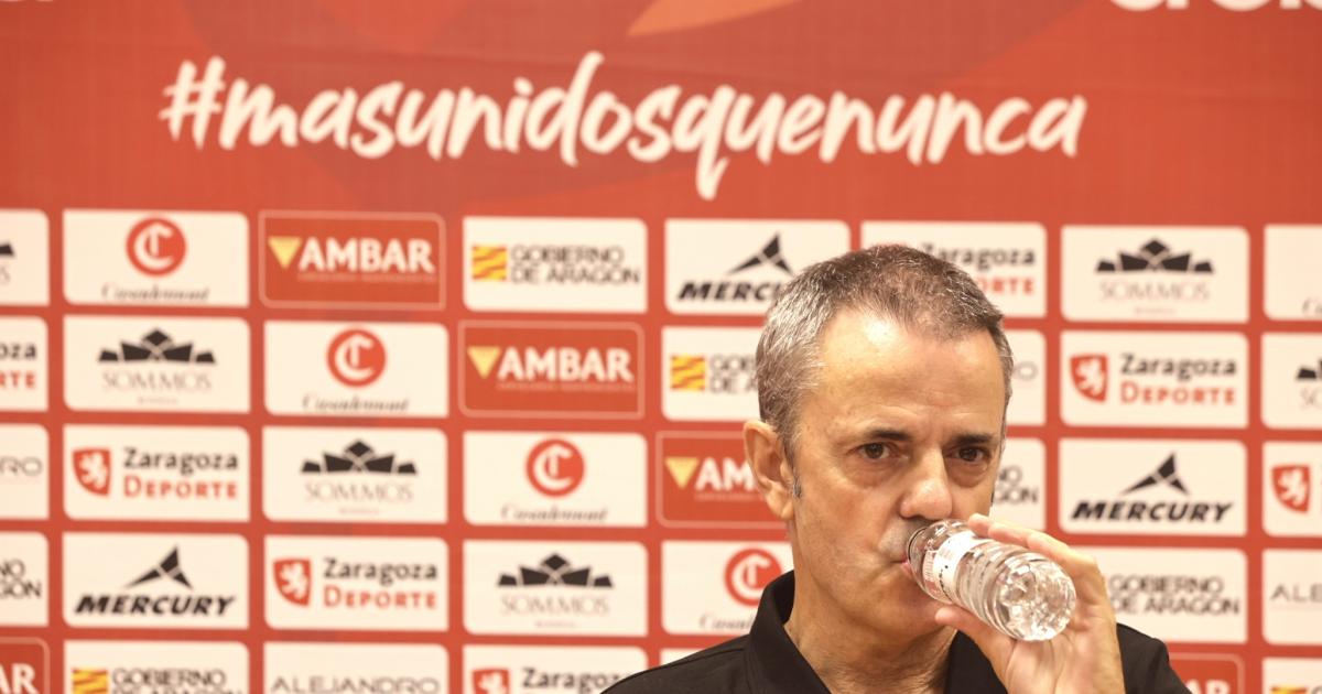 Fotos de la presentación de Porfirio Fisac como entrenador del